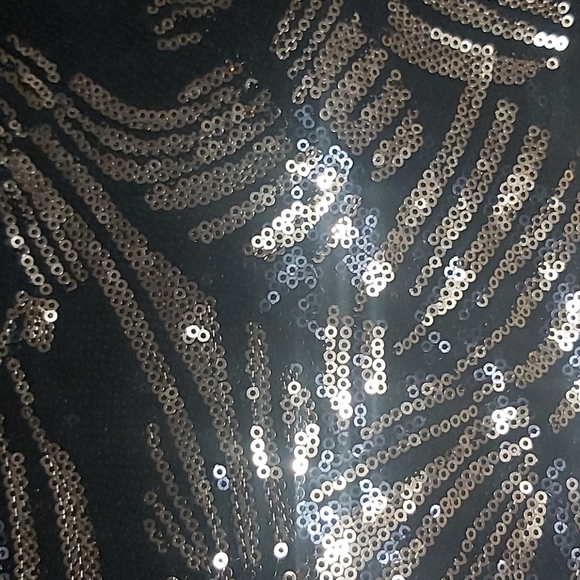 Le chateau dress - Picture 2 of 2